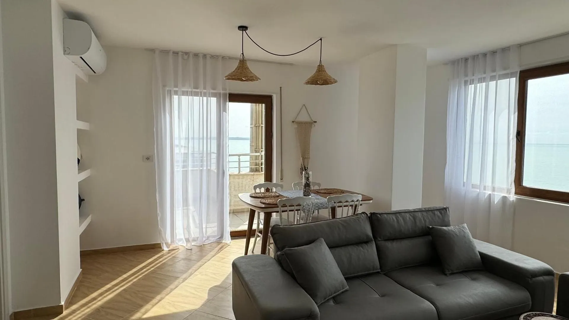 Apartment Currila Stays 14 J Durres